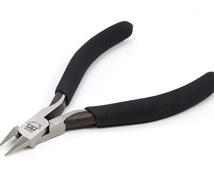 Tamiya Craft Tools Sharp Pointed Side Cutter for Plastic (Slim Jaw)
